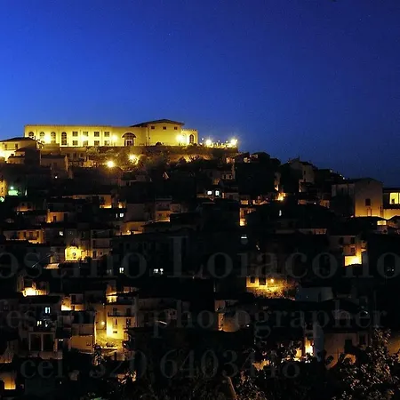 Al Castello Apartment San Piero Patti